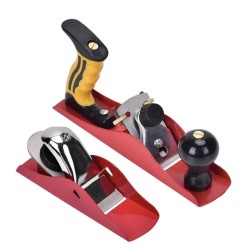 فاره نجارين خشب